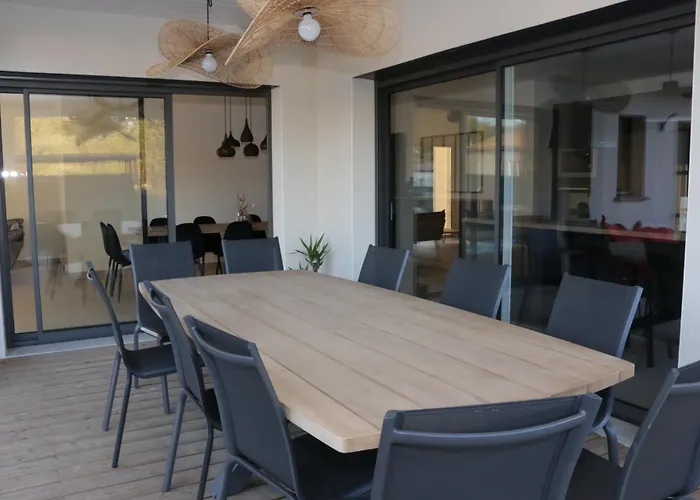 Willa Augusta Pour 10 Personnes - 4 Etoiles Villevieille